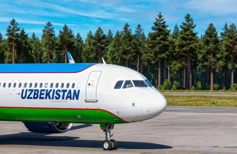 Uzbekistan Airways' Airbus A320 aircraft taxiing